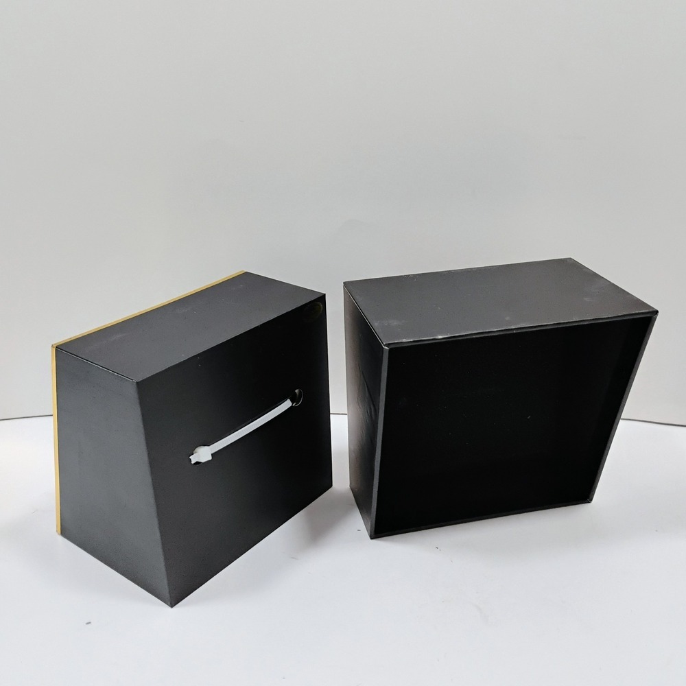 Kendall + Kylie Women's  Gold Silver Quartz Watch and Two (2) Separate Bracelets - Picture 8 of 10